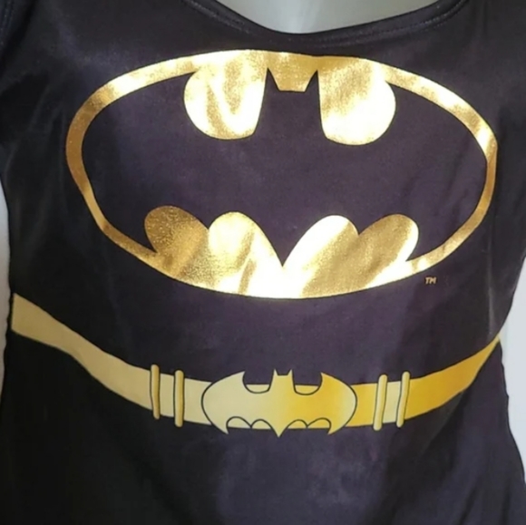 Batman Swimsuit /One Piece - Picture 4 of 15